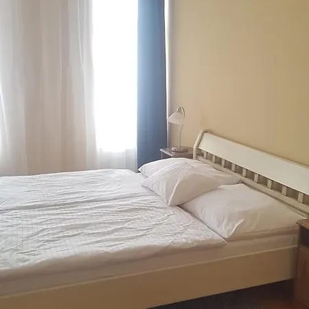 Apartament 345